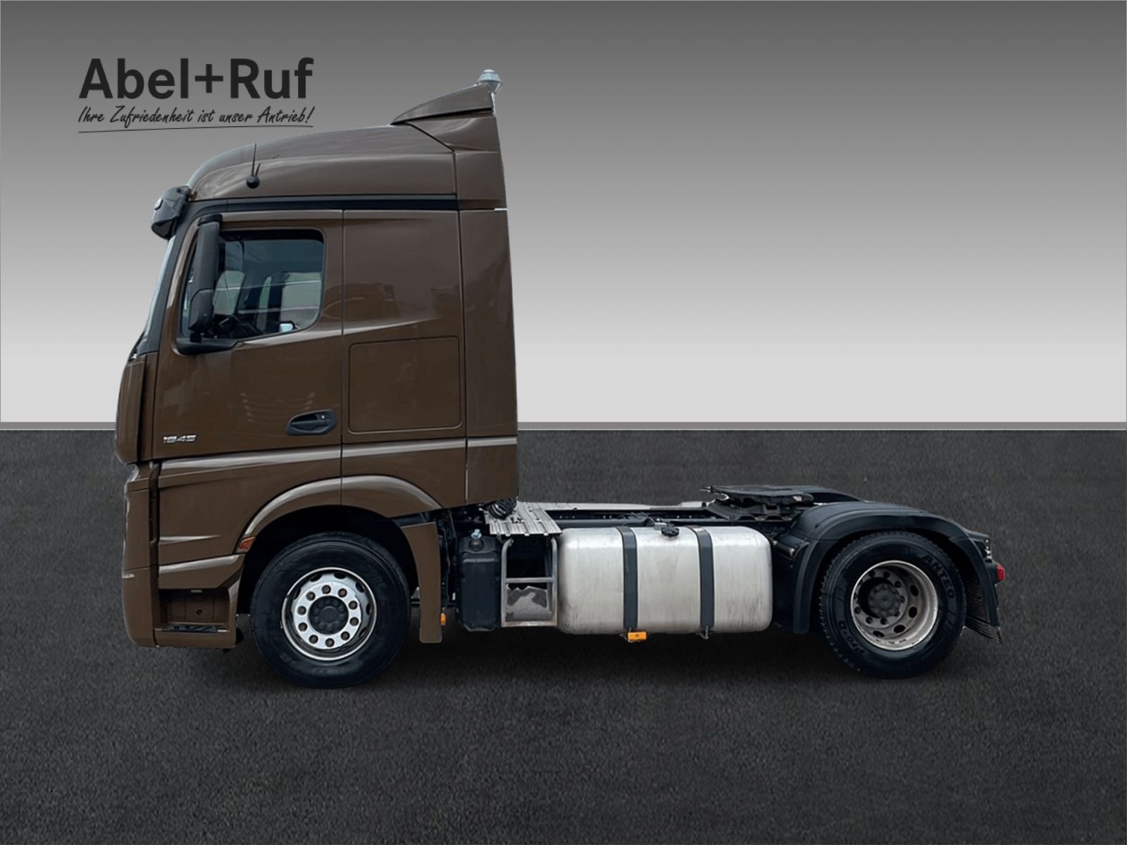 Actros 1845 LS 4x2 Streamspace+Retarder+Xenon Bild 4