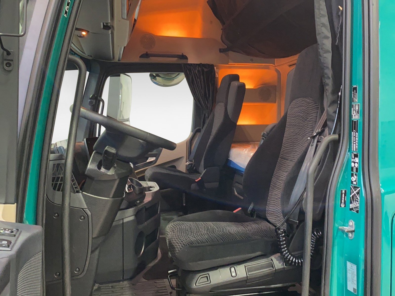 Actros 1845 LS 4x2 F 13 Schubbodenhydrl. Bild 5