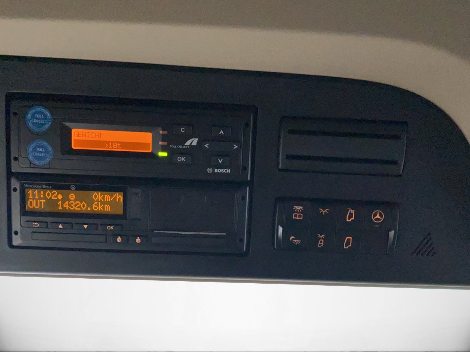 Actros 1845 LS 4x2 F 13 Schubbodenhydrl. Bild 12