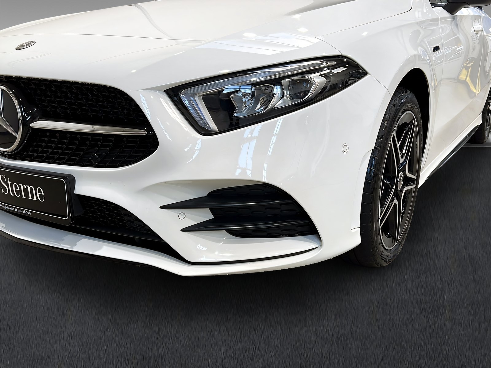 A 250 e AMG+LED+NIGHT+Kamera+Ambiente+CarPlay Bild 3