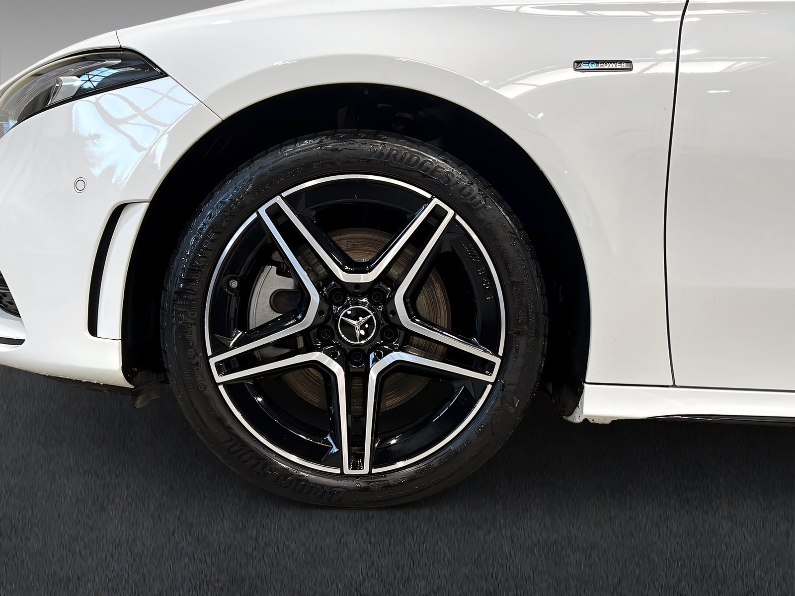 A 250 e AMG+LED+NIGHT+Kamera+Ambiente+CarPlay Bild 4