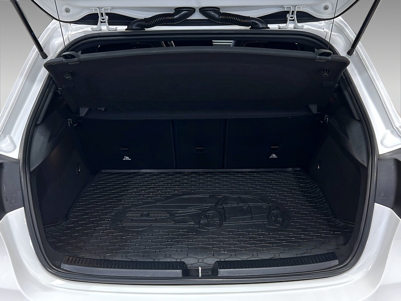 A 250 e AMG+LED+NIGHT+Kamera+Ambiente+CarPlay Bild 8