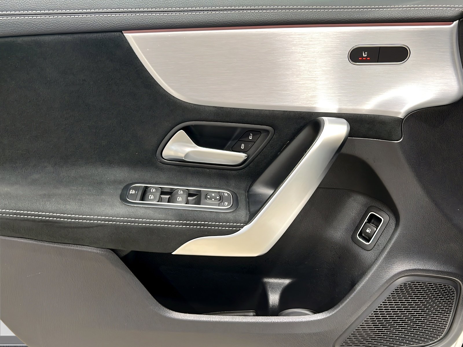 A 250 e AMG+LED+NIGHT+Kamera+Ambiente+CarPlay Bild 13