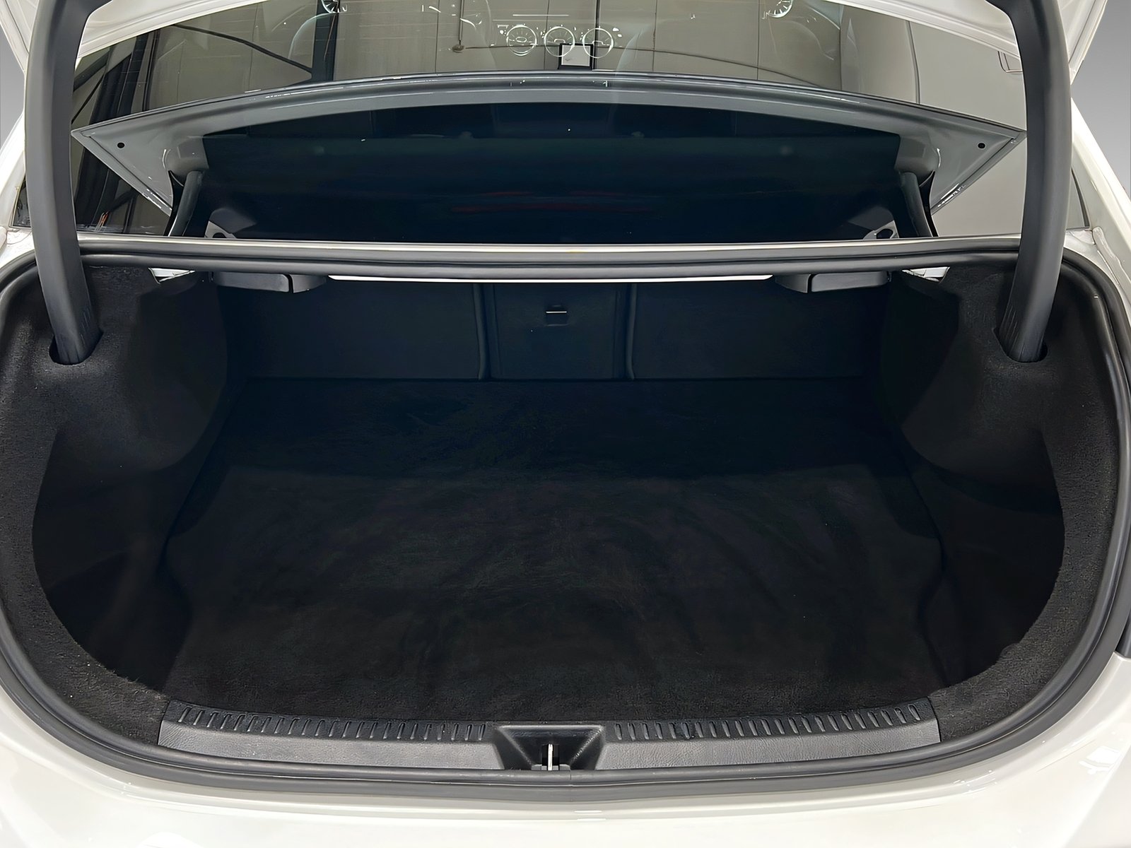 A 250 e Limo PROGRESSIVE+MBUX+NIGHT+Kam+SHZ+18 Bild 8