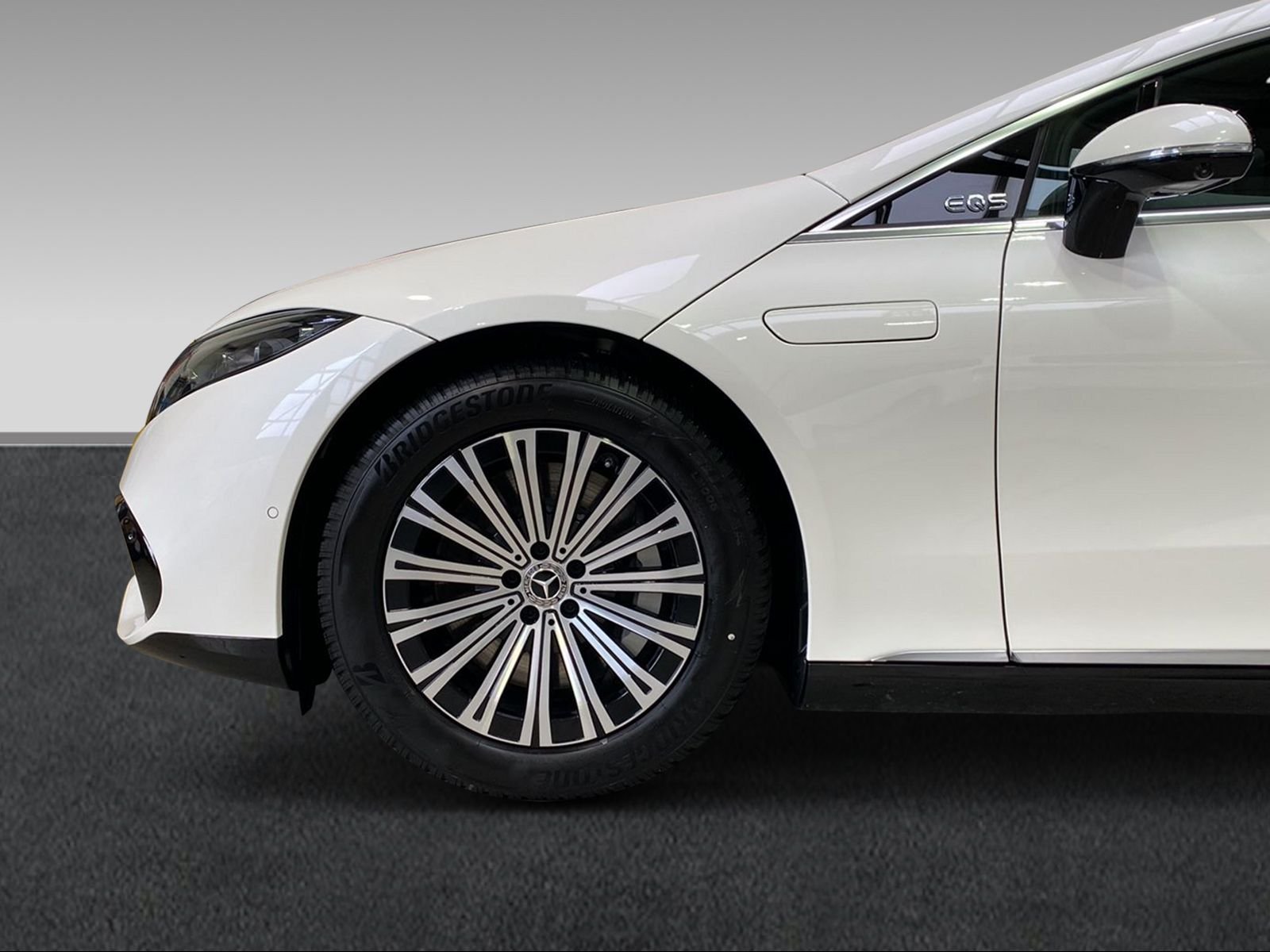 EQS 580 4M+HYPER+Pano+AIRMATIC+DISTR+DIGITAL+360 Bild 3