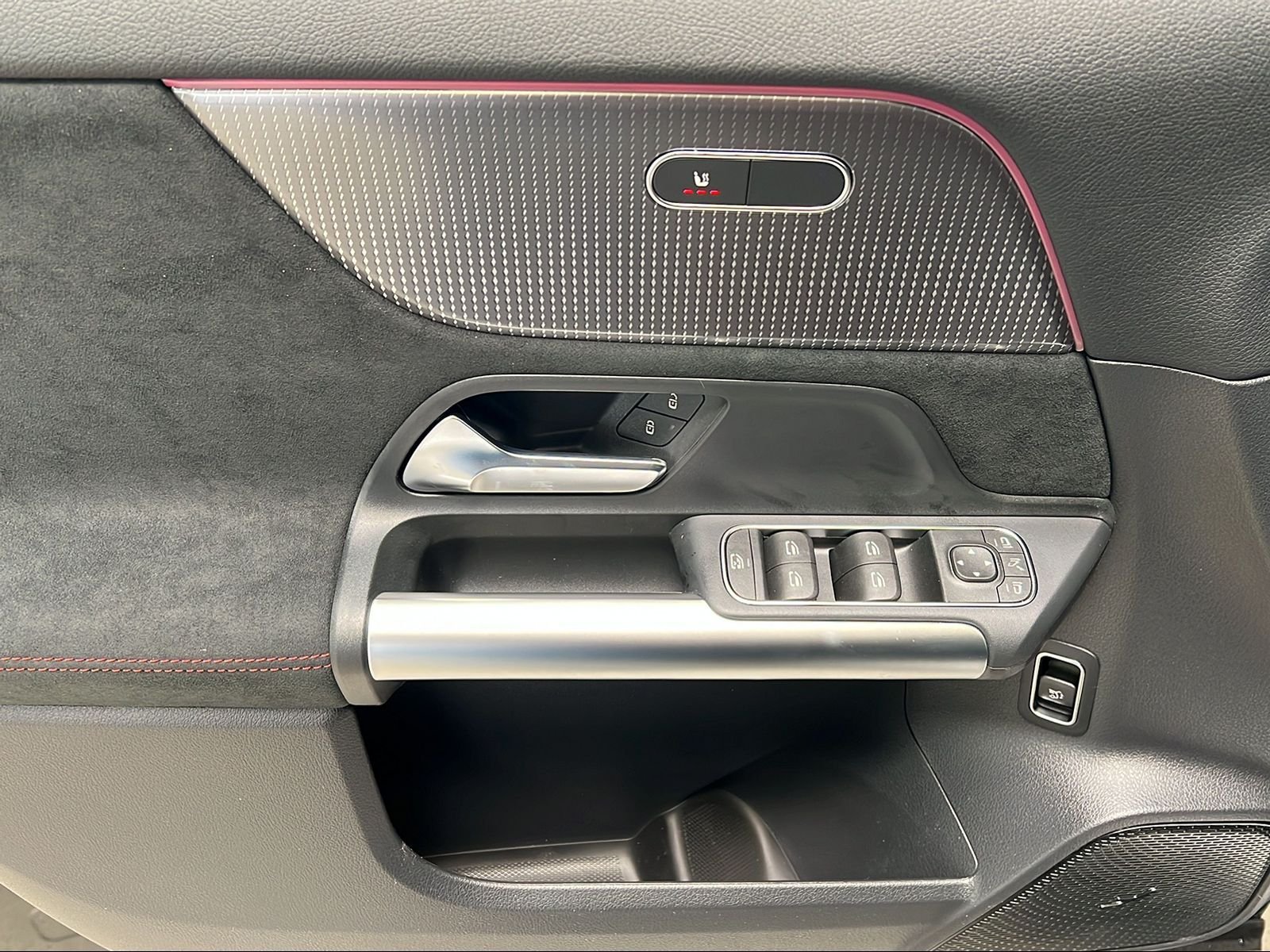 EQA 250 AMG+MBUX+CarPlay+Kam+DISTRO+LED+SHZ+18 Bild 11