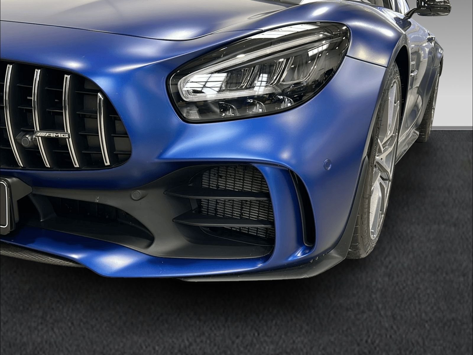 GT R Roadster AMG DISTRONIC+Burmester+Memory+LED Bild 3