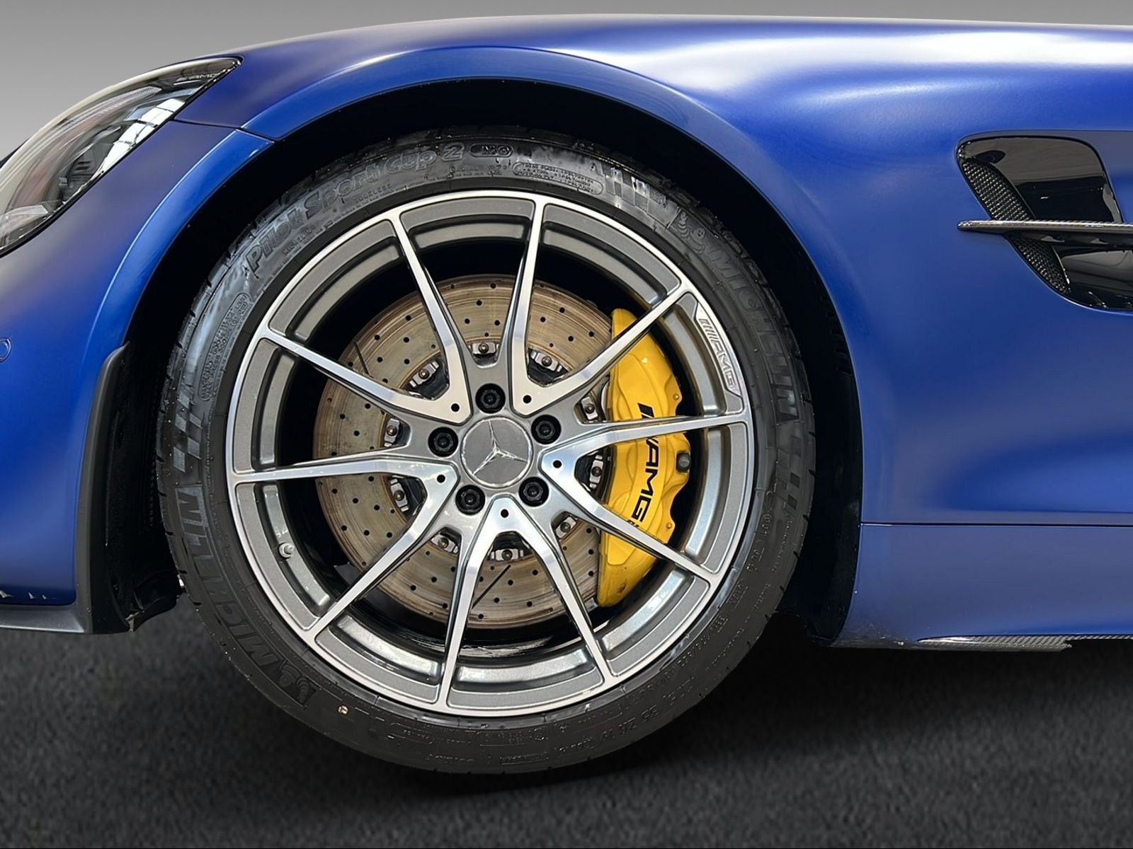 GT R Roadster AMG DISTRONIC+Burmester+Memory+LED Bild 4