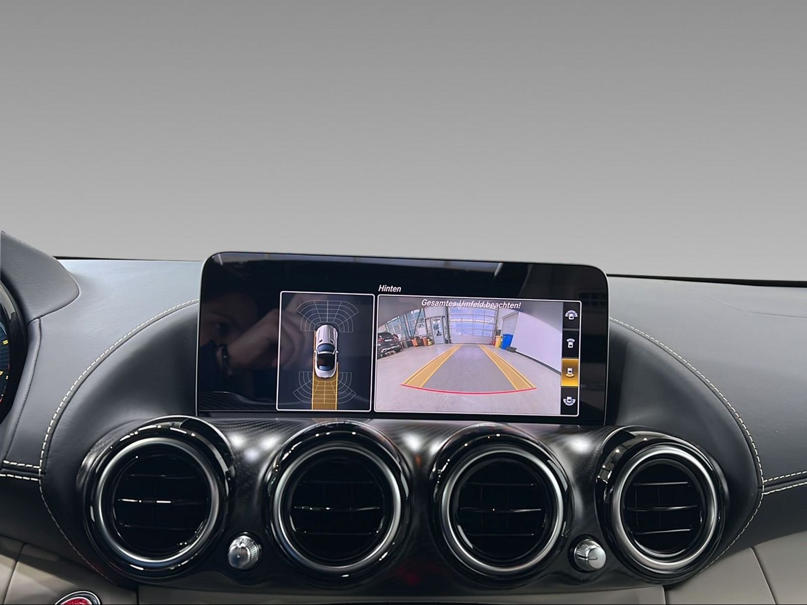 GT R Roadster AMG DISTRONIC+Burmester+Memory+LED Bild 14