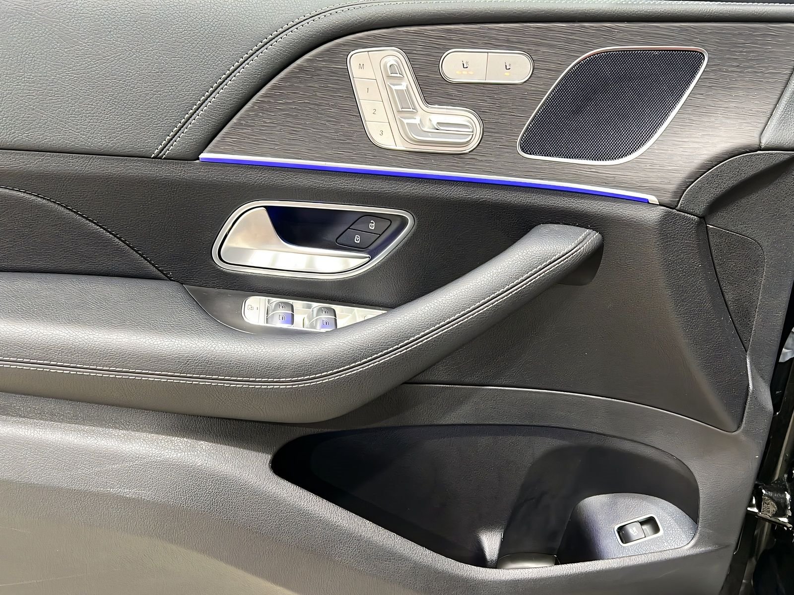 GLE 300 d 4M EXCLUSIV+AMG+MBUX+Memory+Kamera+20 Bild 13