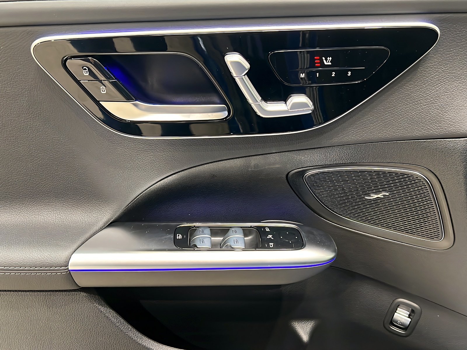 C 200 AMG+LED+NIGHT+Memory+Pano+Ambi+TotW+360° Bild 13