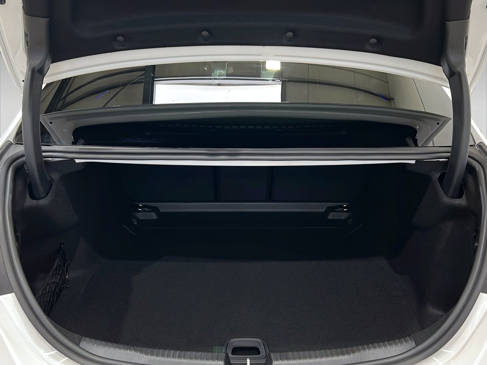 C 200 AMG+LED+NIGHT+Ambi+Pano+Memo+TotW+360° Bild 6