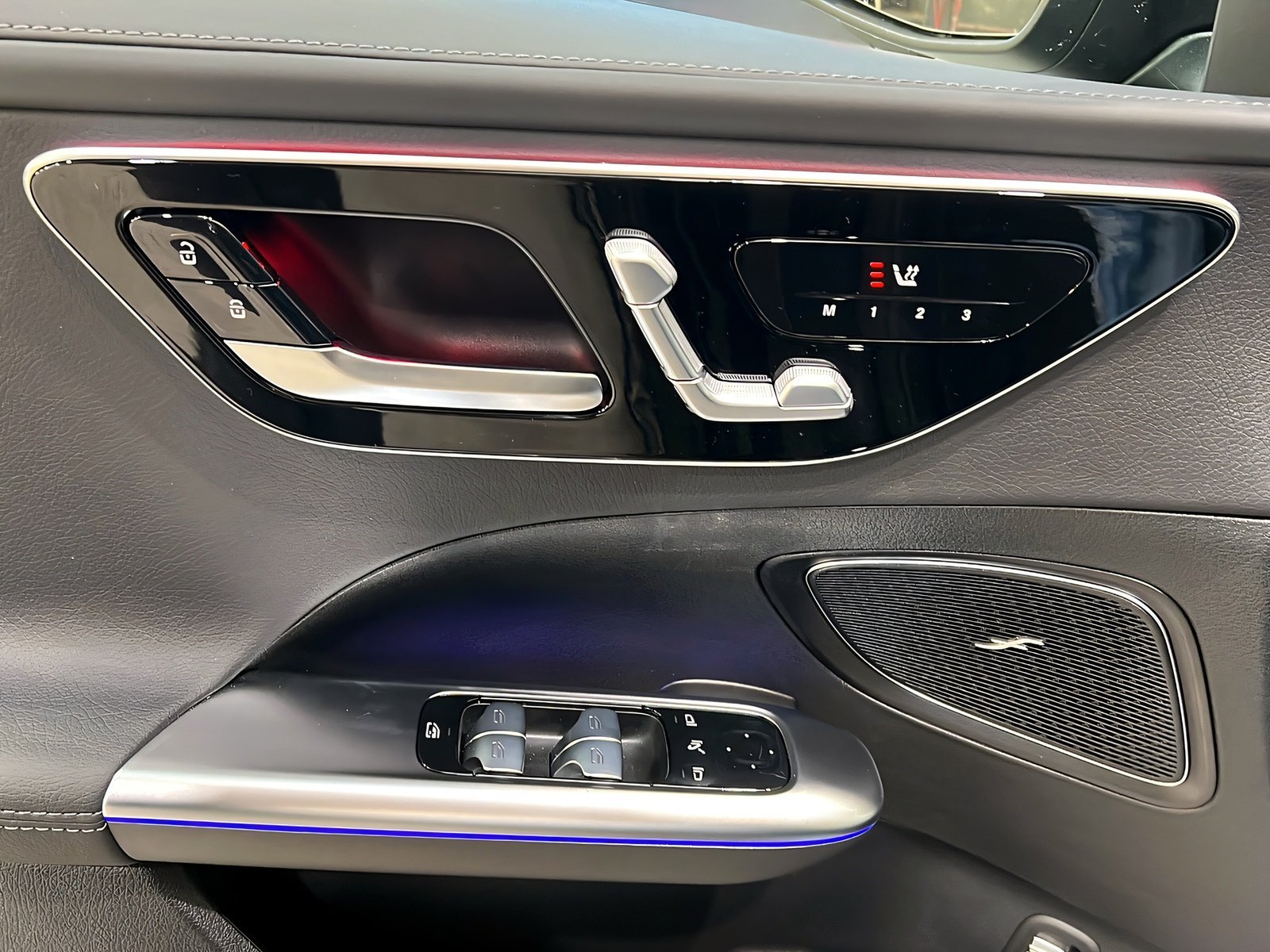 C 200 d AMG+LED+NIGHT+Ambi+Memo+Pano+TotW+360° Bild 13