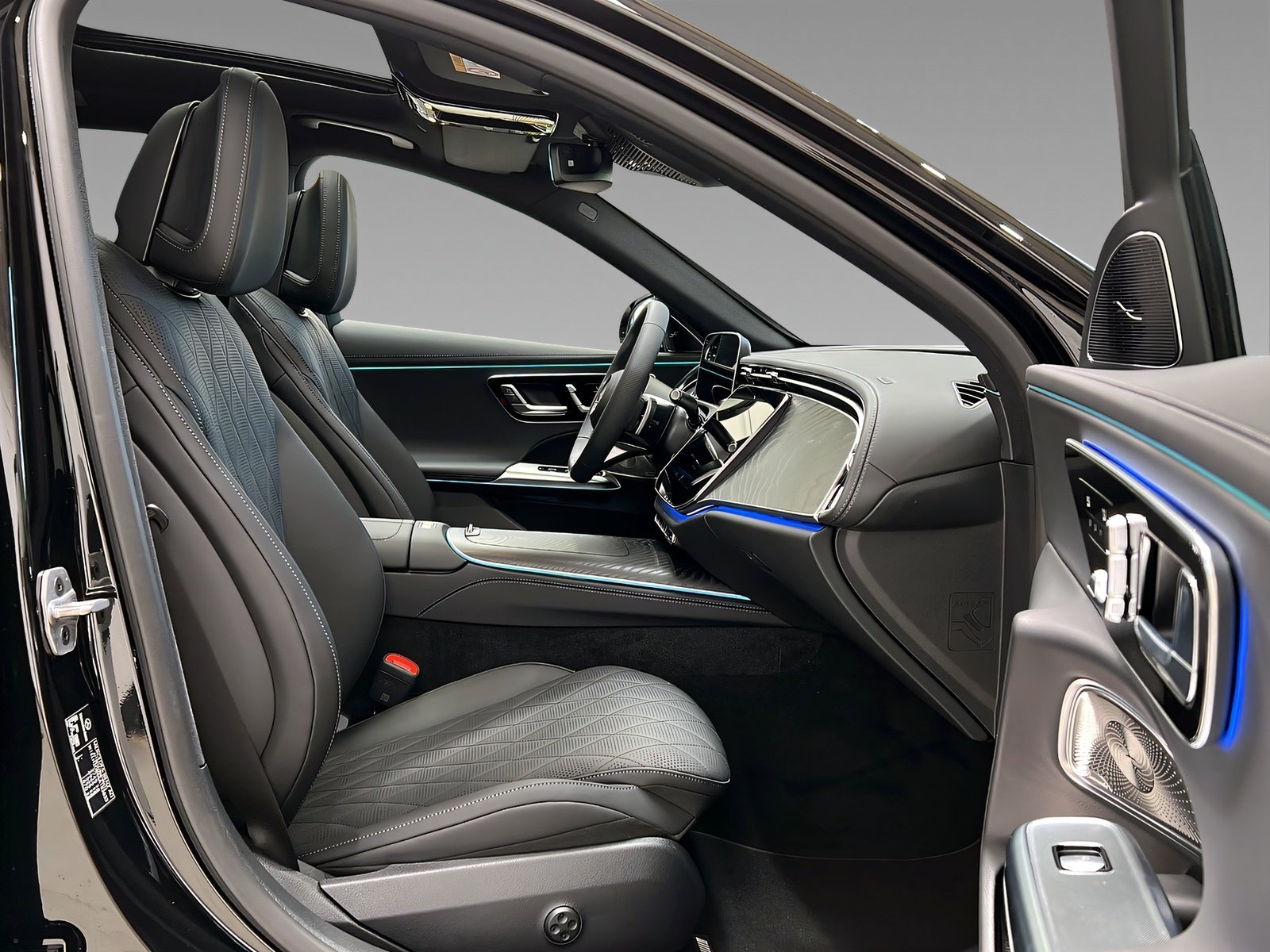 E 450d 4M T AMG+DIST+NIGHT+Burm+HuD+StHz+AHK+360 Bild 14