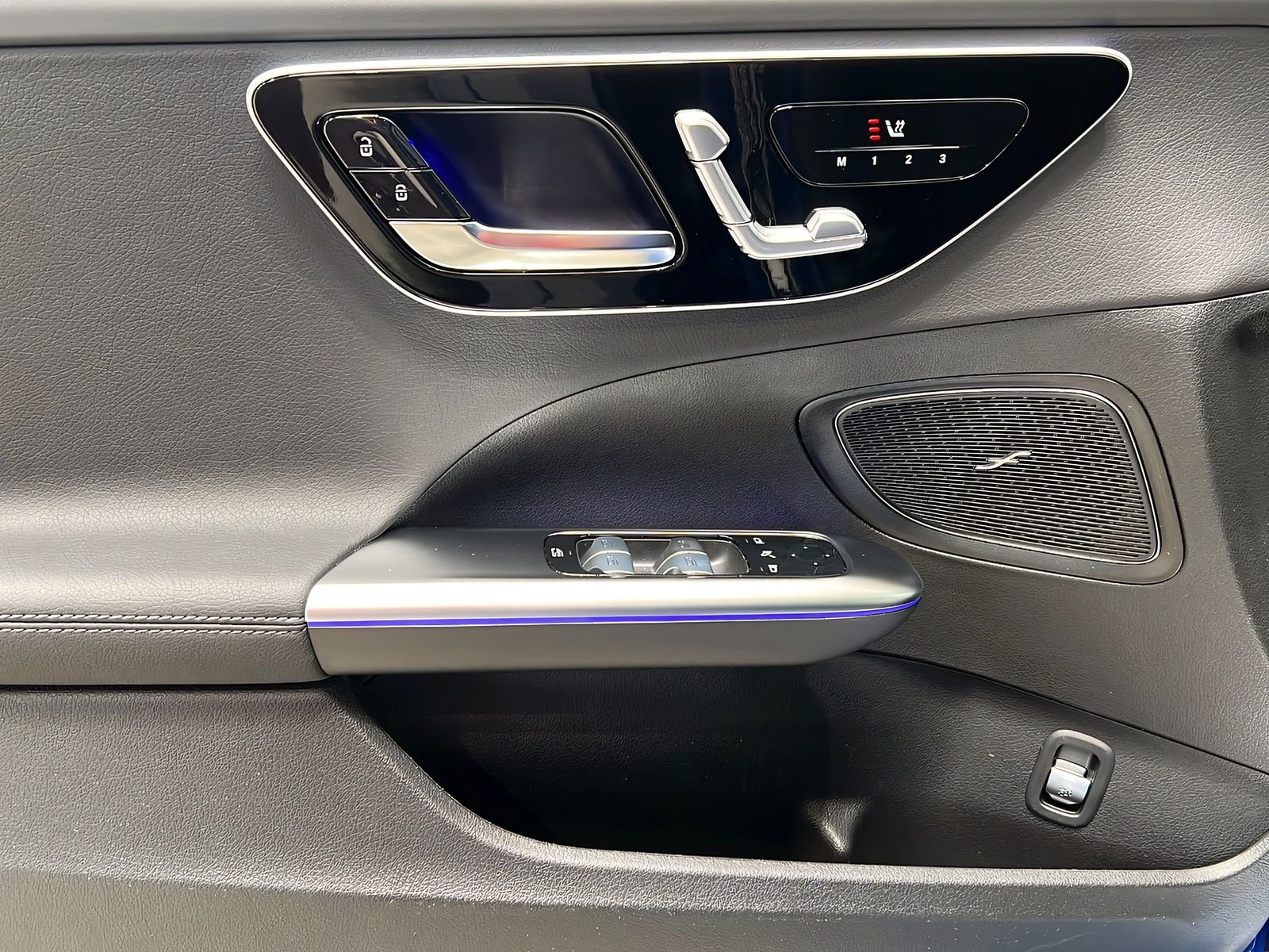 C 300 de T AMG+DIGITAL+NIGHT+LrHz+TotW+AHK+360° Bild 13