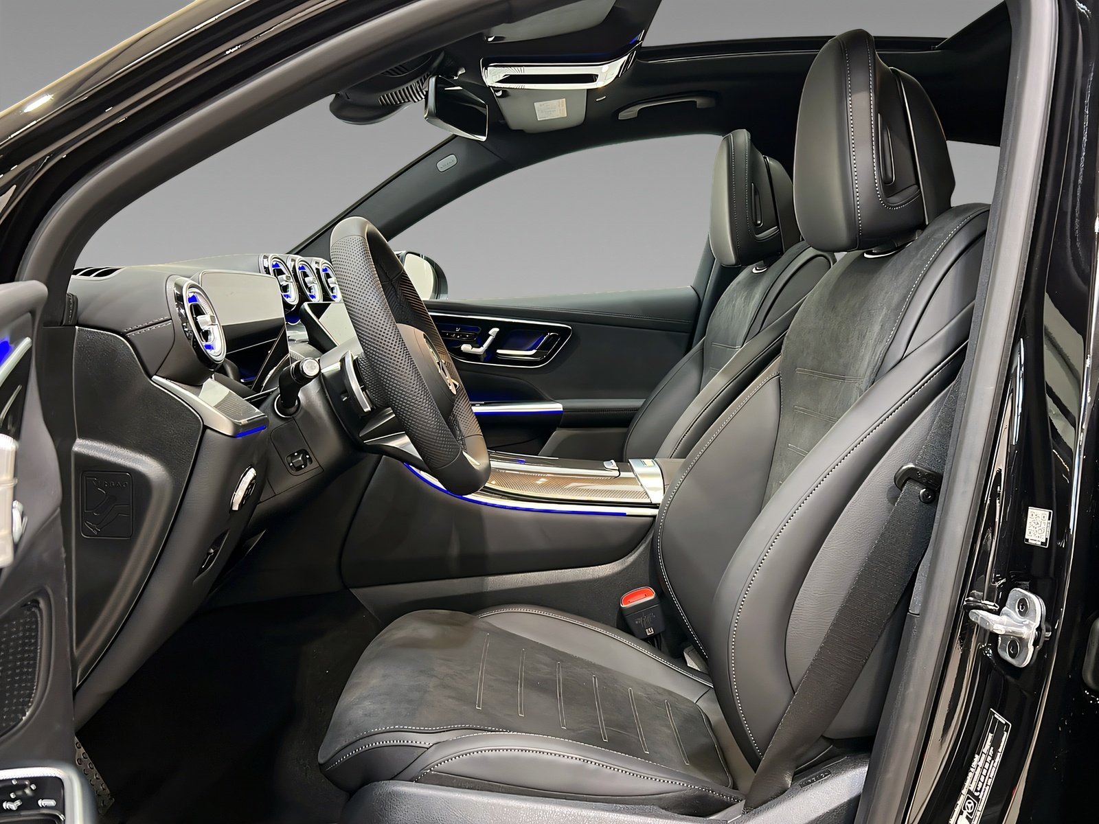 GLC 300de 4M Coupé AMG+DIGTAL+NIGHT+Pano+AHK+360 Bild 8