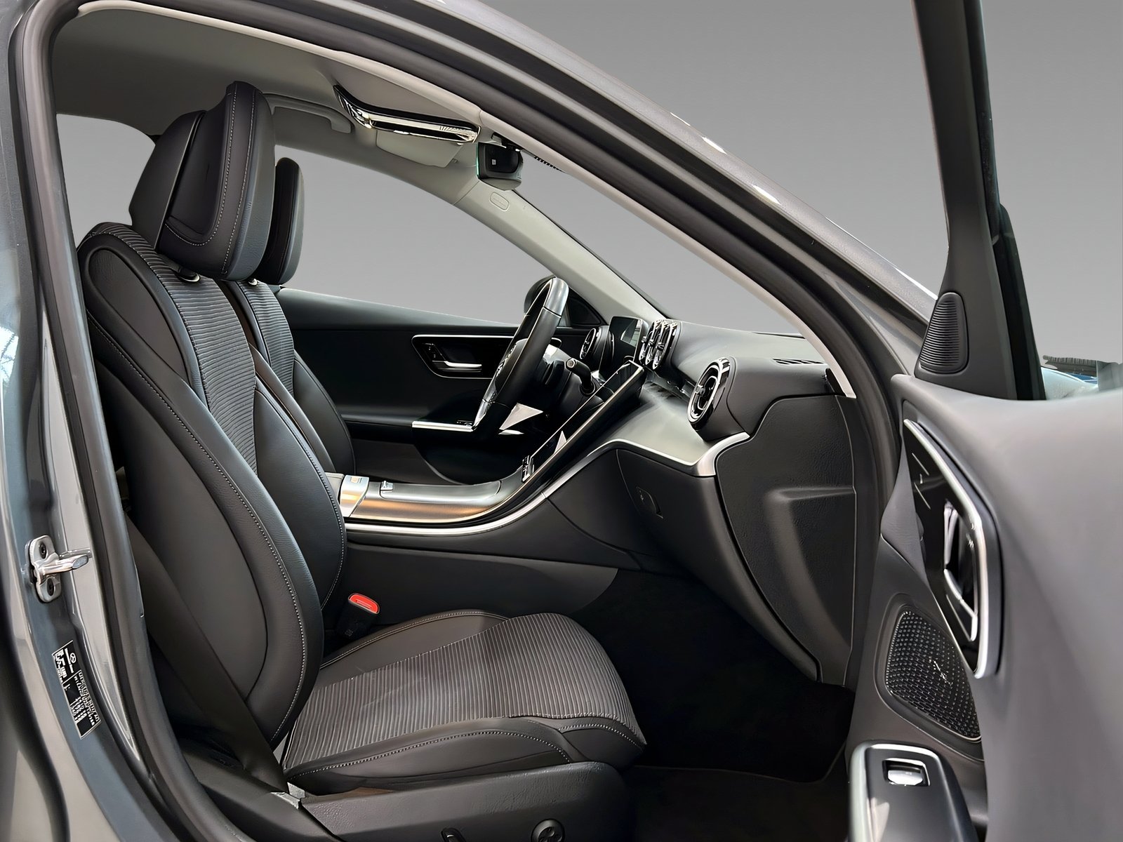 C 220 d 4M T-Modell AVANTGARDE+LED+Kame+Ambi+AHK Bild 12