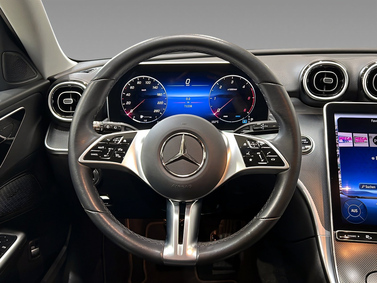 C 220 d 4M T-Modell AVANTGARDE+LED+Kame+Ambi+AHK Bild 14