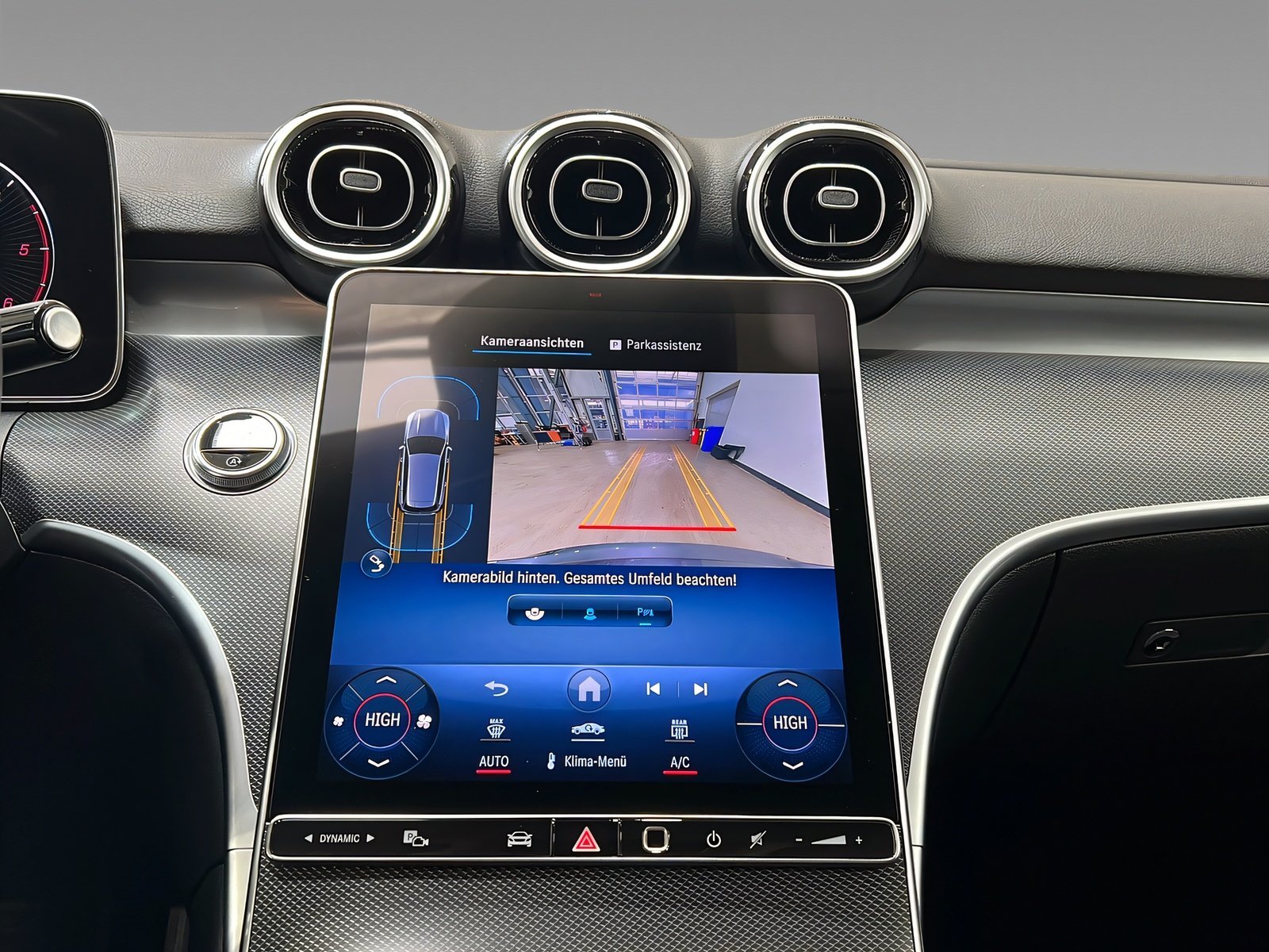 C 220 d 4M T-Modell AVANTGARDE+LED+Kame+Ambi+AHK Bild 15