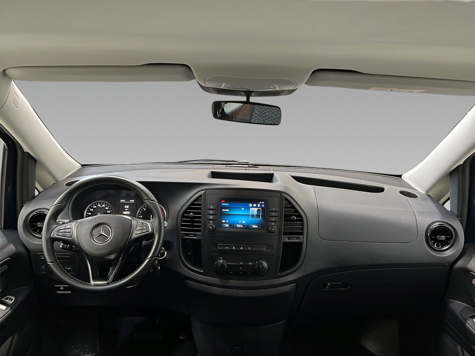 Vito 114 CDI Tourer PRO Extralang Kamer+TotW+SHz Bild 9