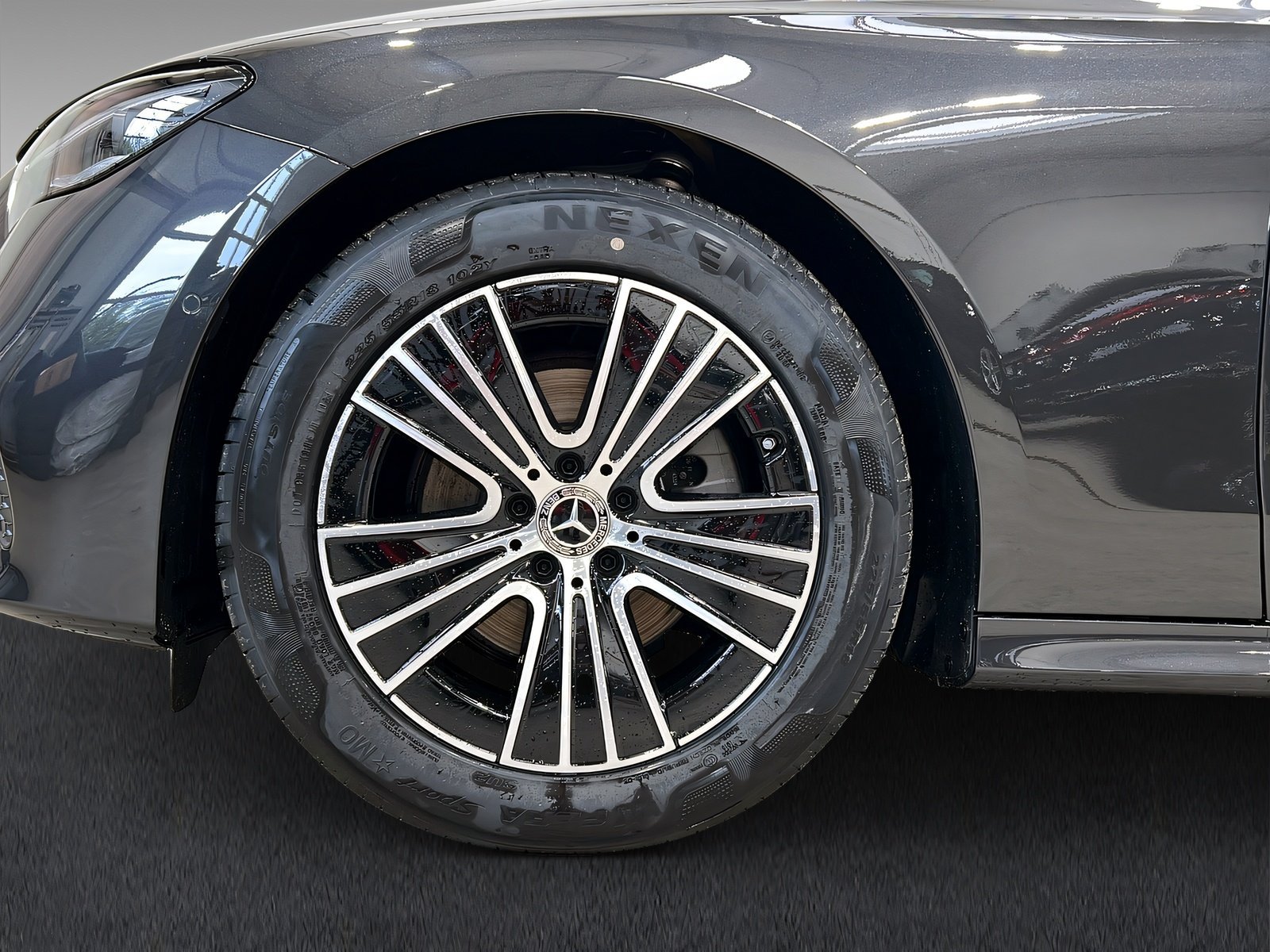 E 220 d T AVANTGARDE+DIGITAL+DISTR+Pano+LrHz+360 Bild 7