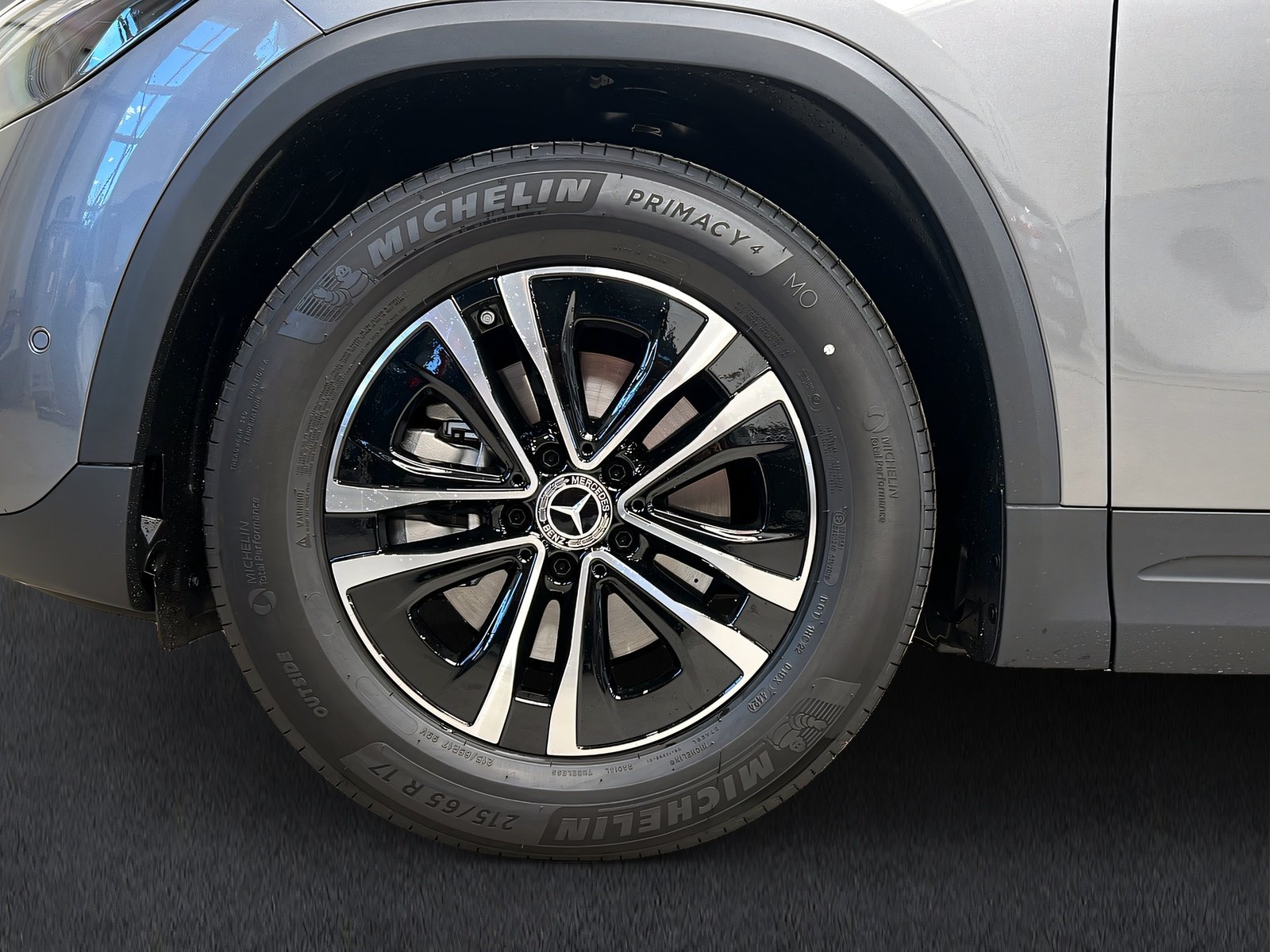 GLA 200 MBUX+LED+PARKTRONIC+Kamera+SHz+AHK Bild 4