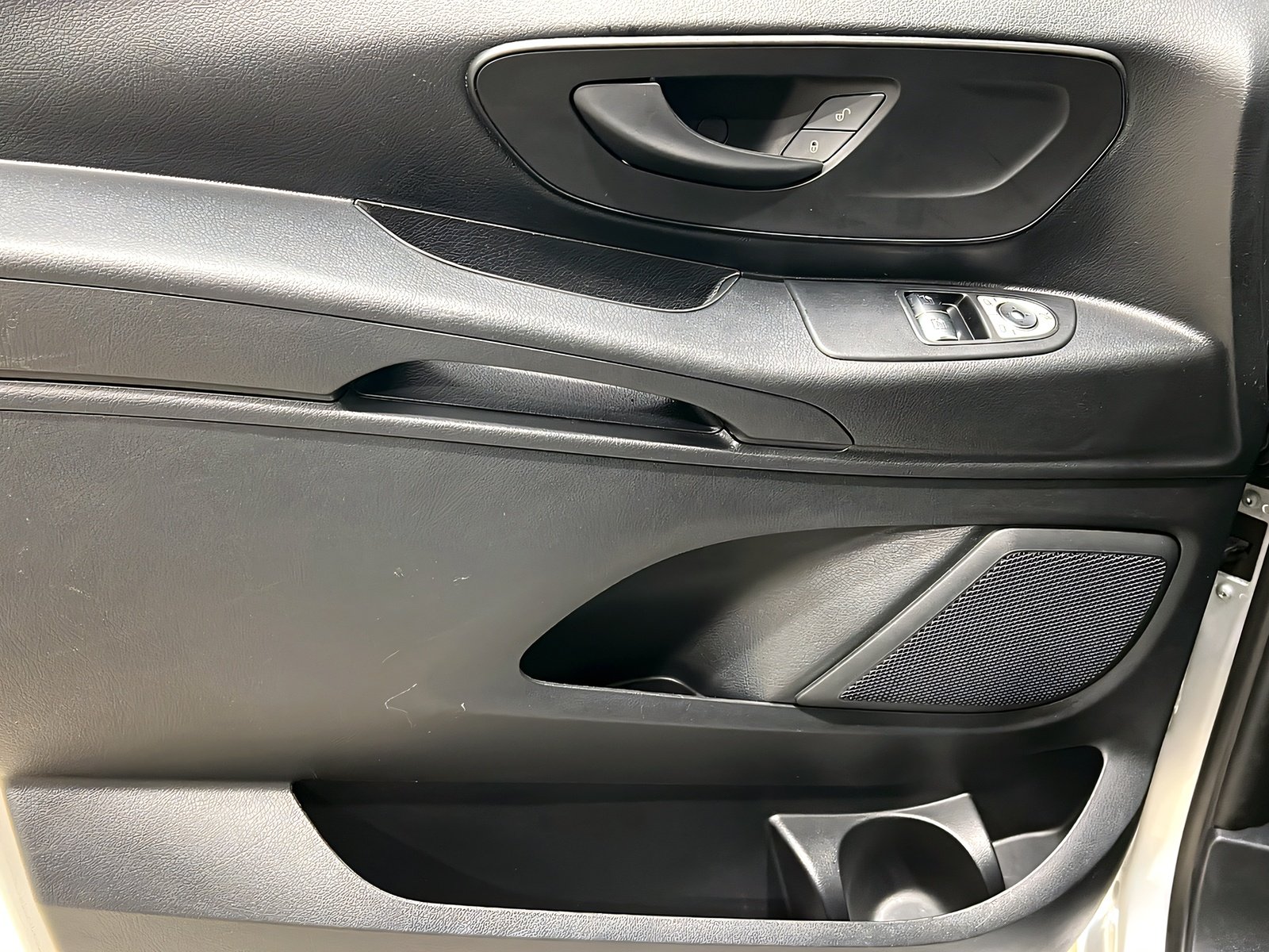 Vito 116 CDI Tourer PRO Extralang Tempo+Kame+AHK Bild 13