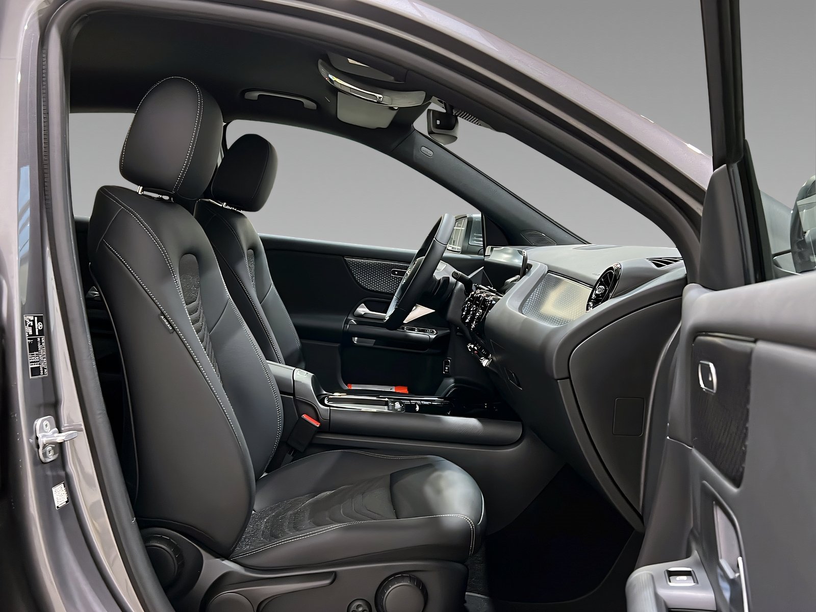 GLA 200 d MBUX+LED+PARKTRONIC+Kamera+SHz+AHK Bild 12