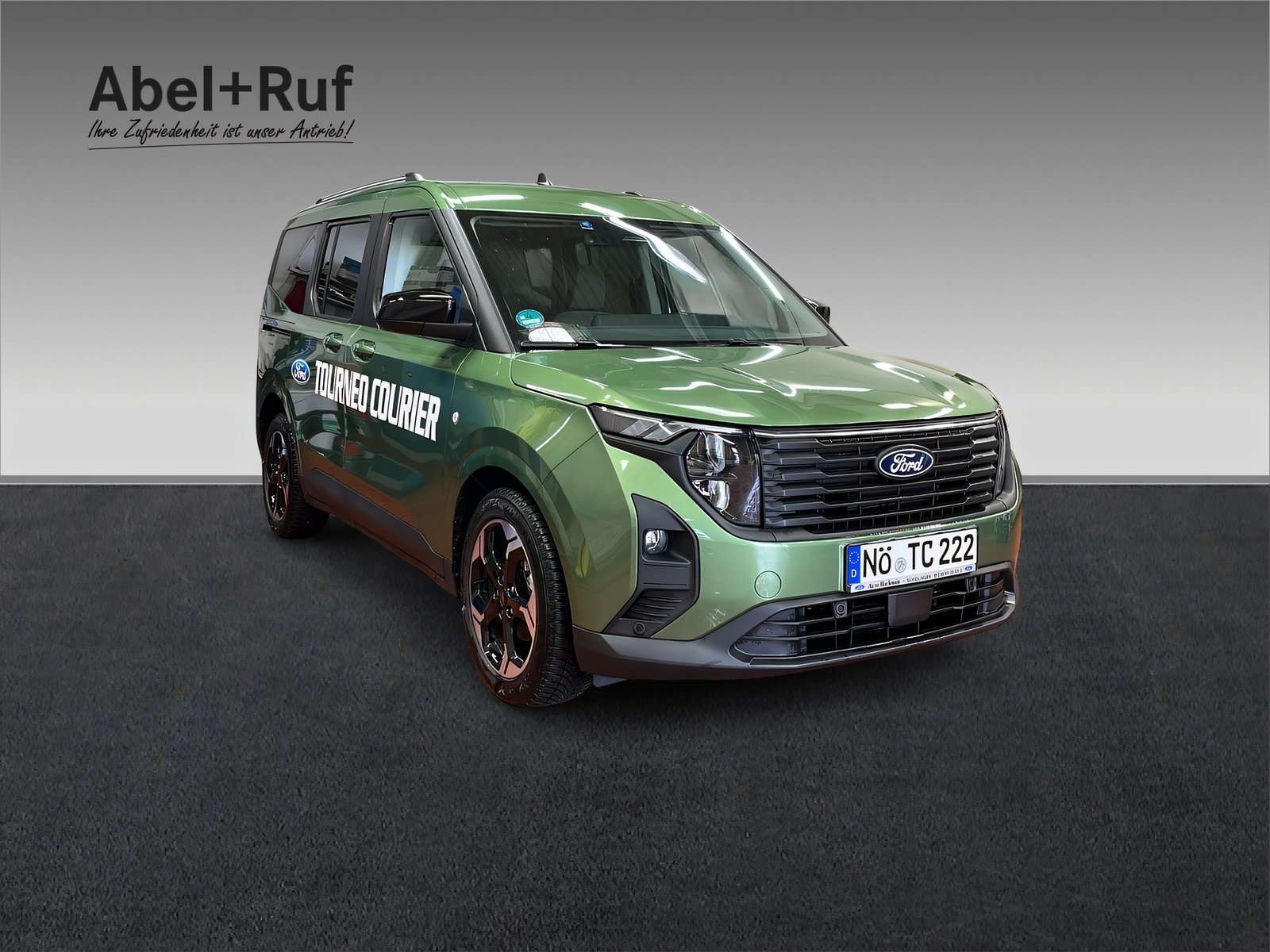 Tourneo Courier 1.0 EcoBoost Titanium (EURO 6d) Bild 6