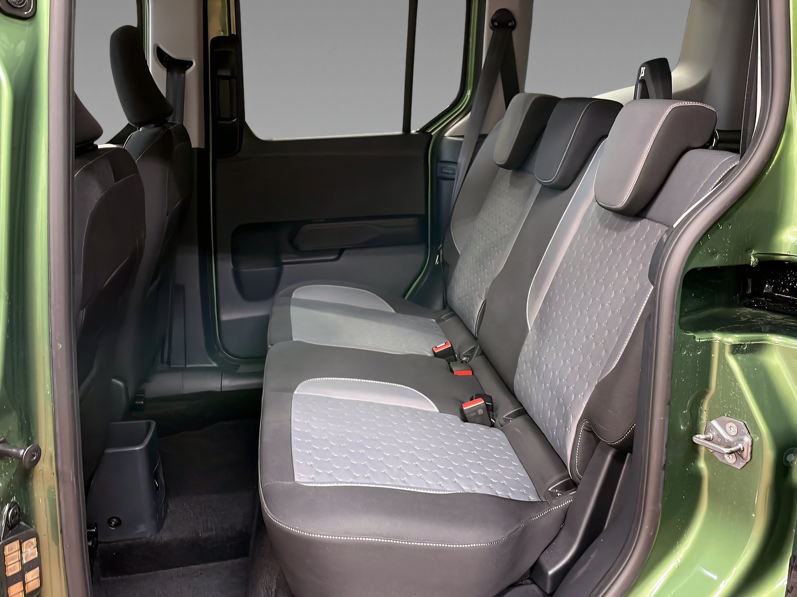 Tourneo Courier 1.0 EcoBoost Titanium (EURO 6d) Bild 10