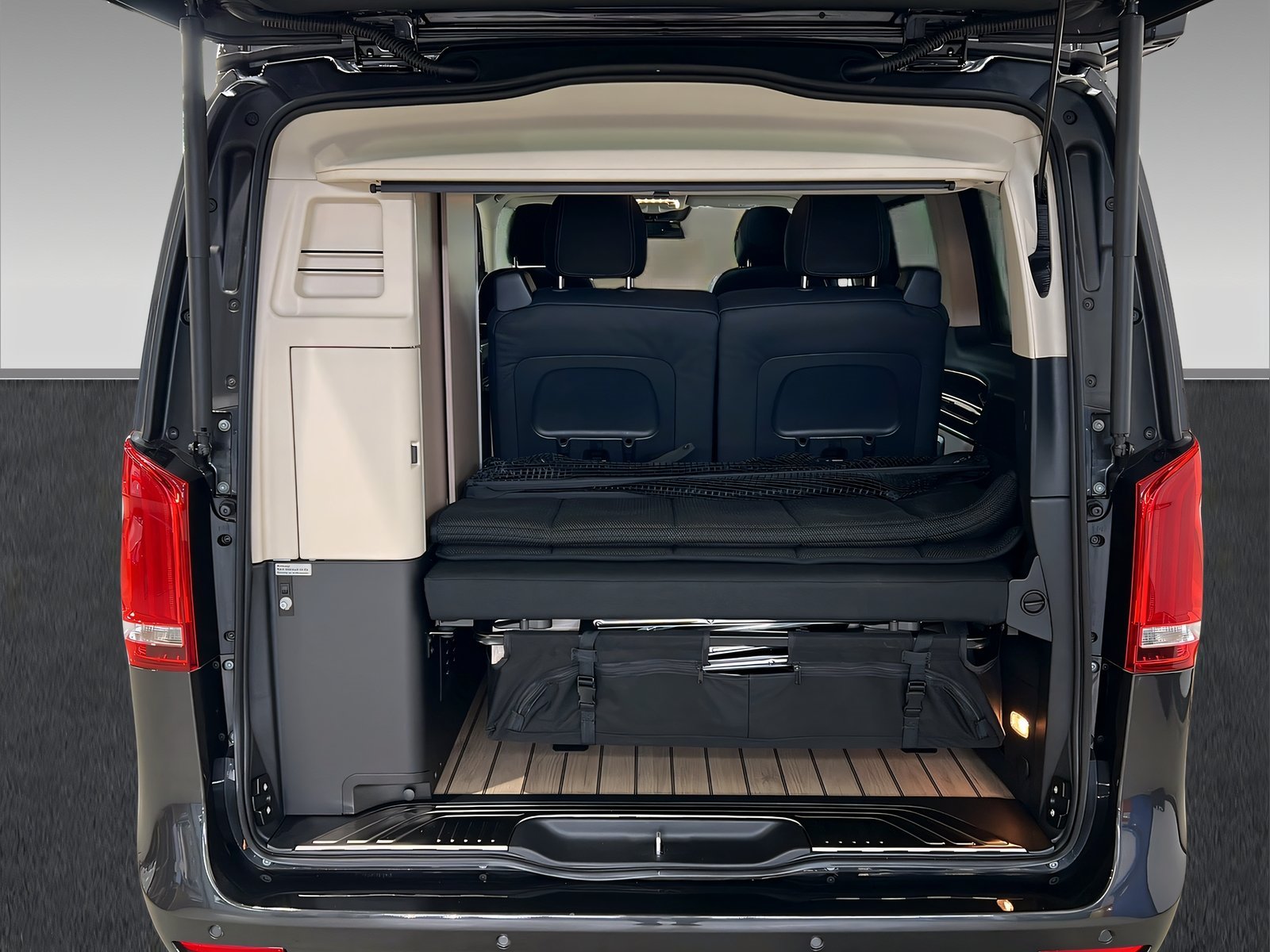 Marco Polo 300 d 4M DISTRO+EASY-UP+TotW+AHK+360° Bild 8