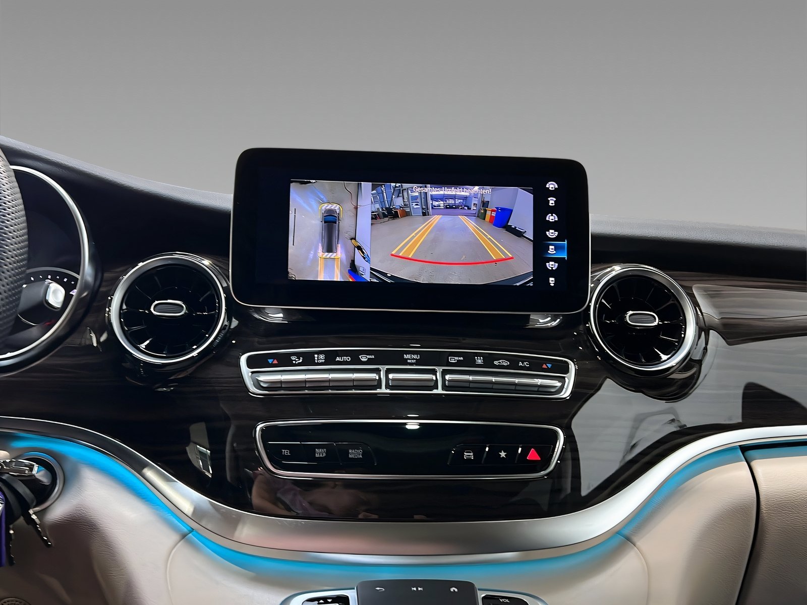 Marco Polo 300 d 4M DISTRO+EASY-UP+TotW+AHK+360° Bild 15