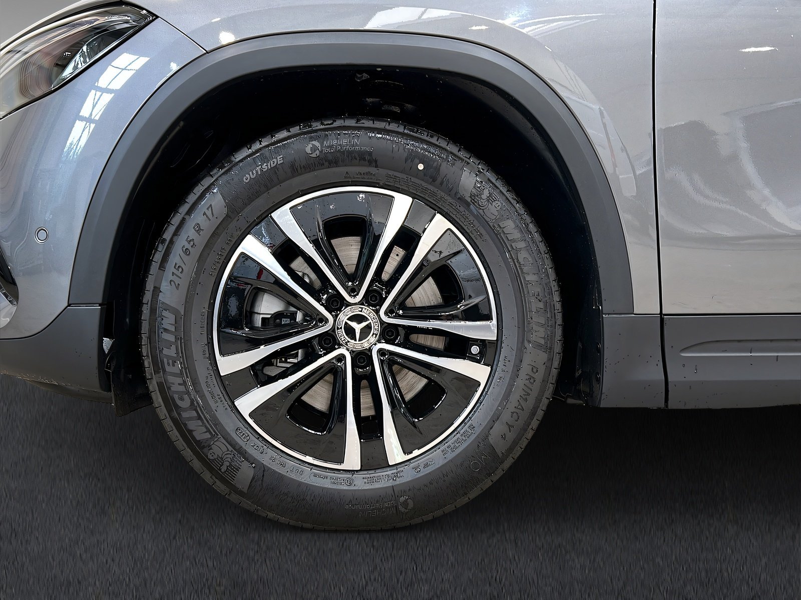 GLA 200 d LED+Rückfahrkamera+Tempomat+SHZ+AHK Bild 6