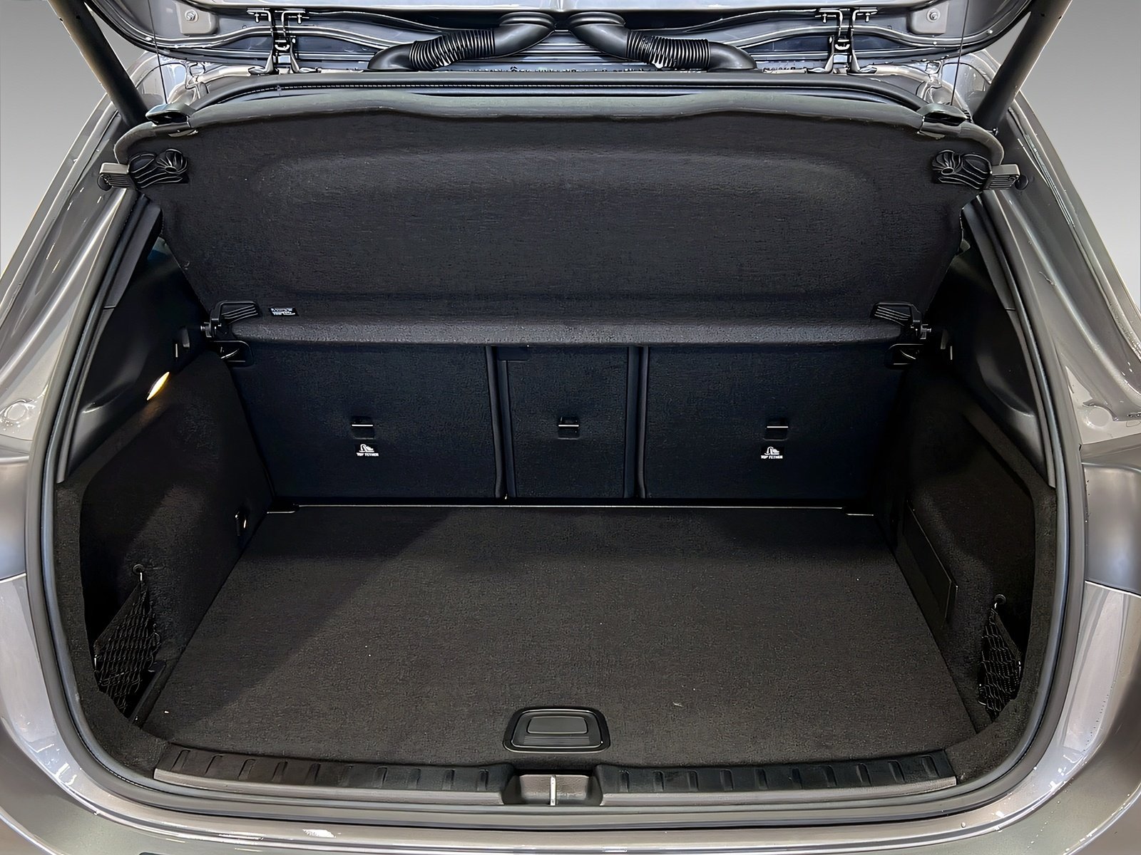 GLA 200 d LED+Rückfahrkamera+Tempomat+Shz+AHK Bild 6