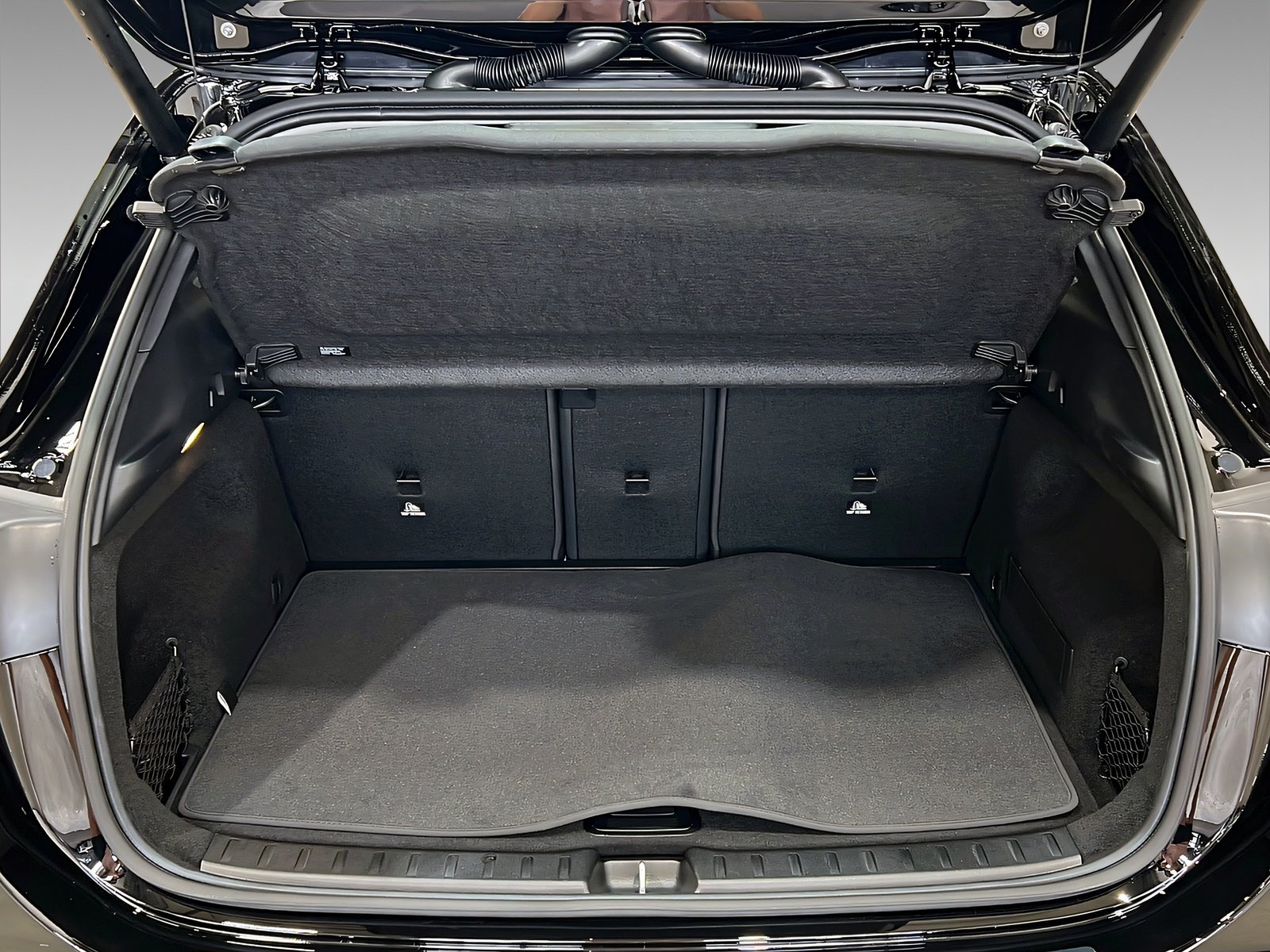 GLA 200 d MBUX+LED+Kamera+SHz+DAB+AHK Bild 8