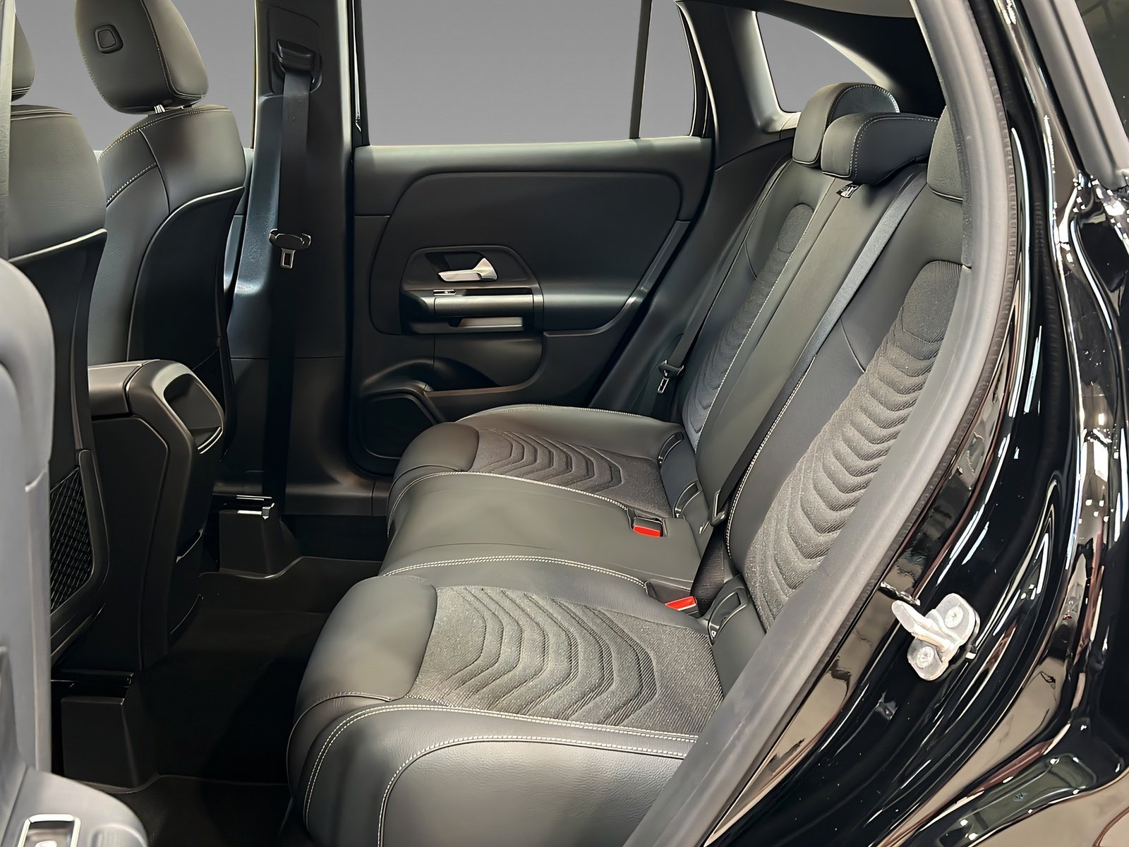 GLA 200 d MBUX+LED+Kamera+SHz+DAB+AHK Bild 10