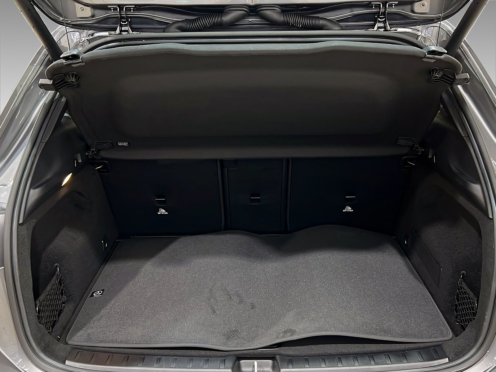 GLA 200 MBUX+LED+EASY-PACK+Kamera+AHK Bild 6