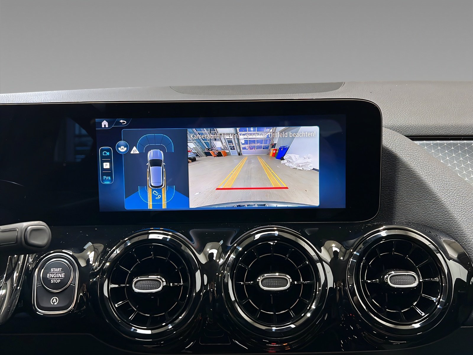 GLA 200 LED+PARKTRONIC+Kamera+DAB+AHK Bild 12