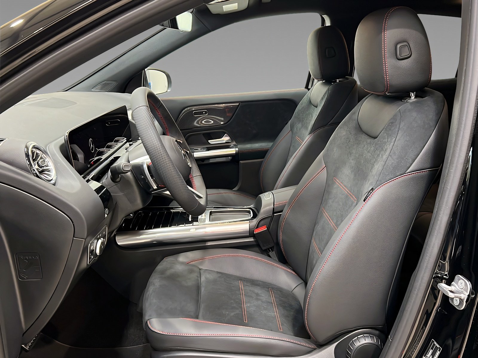 GLA 200 AMG+LED+Ambiente+CarPlay+TotW+AHK+360° Bild 8