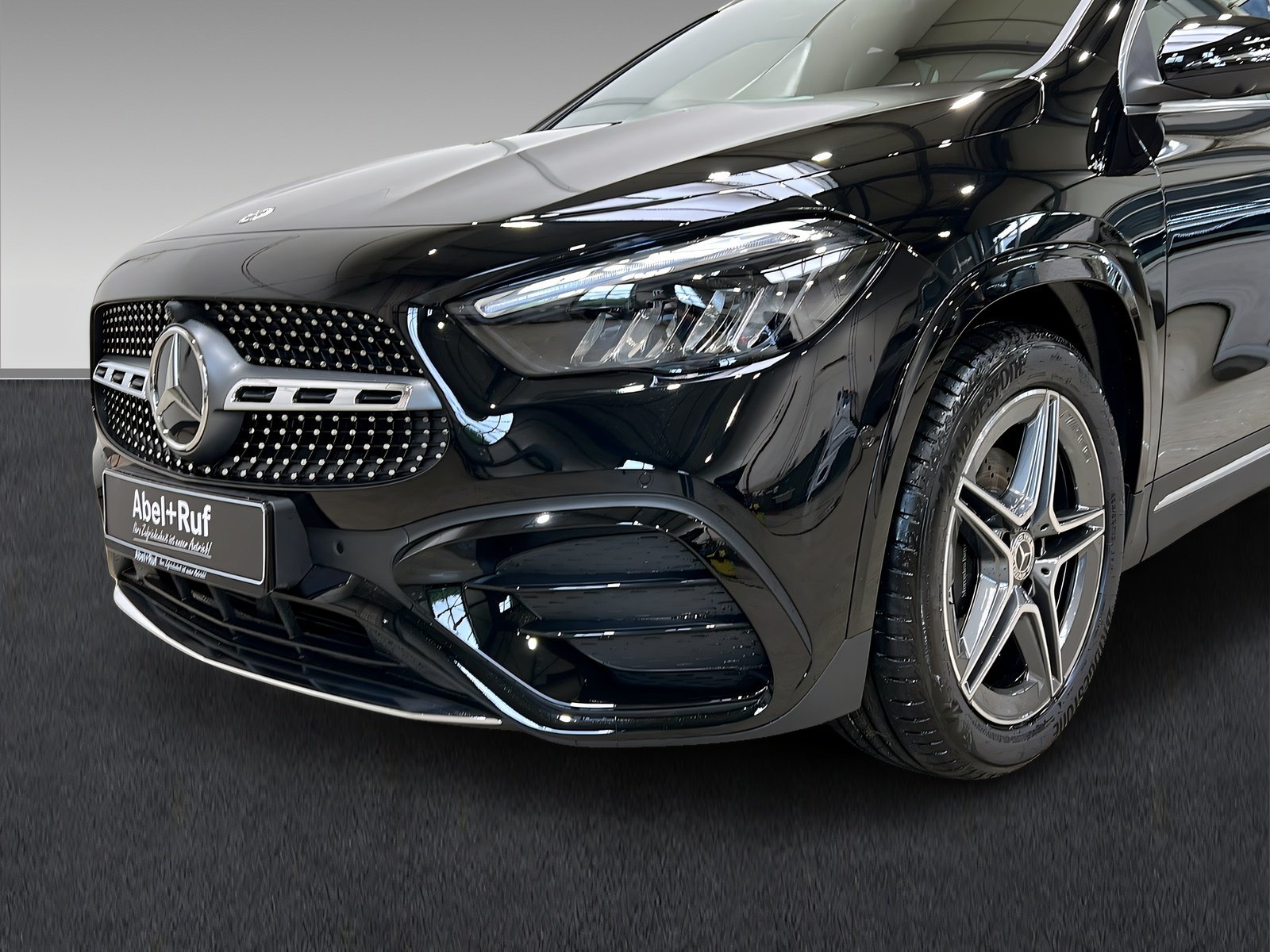 GLA 200 AMG+LED+Ambiente+CarPlay+TotW+AHK+360° Bild 15