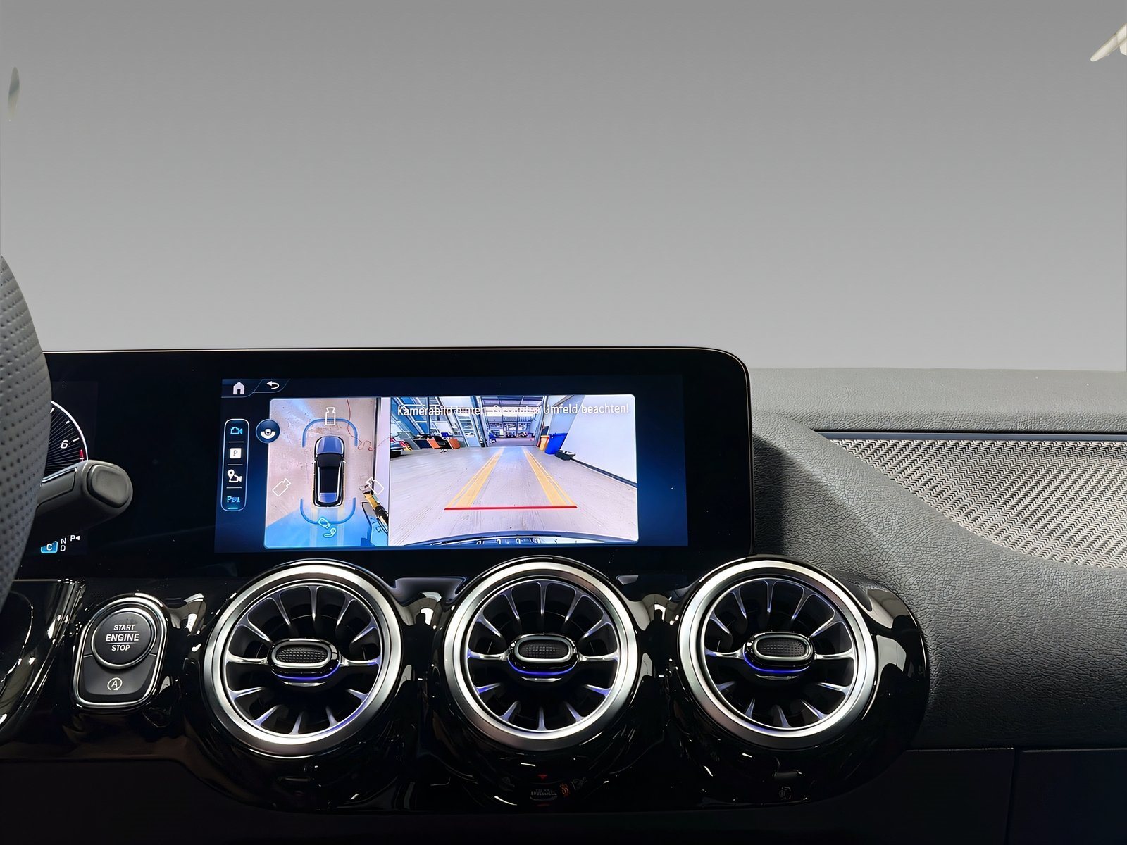 GLA 200 AMG+LED+Ambiente+CarPlay+TotW+AHK+360° Bild 12