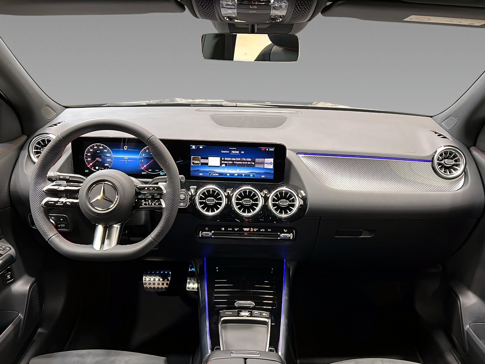 GLA 200 AMG+LED+Ambiente+AHK+TotW+CarPlay+360° Bild 10