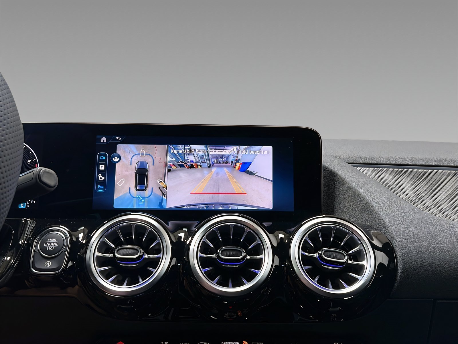GLA 200 AM+LED+Ambiente+CarPlay+TotW+AHK+360° Bild 12