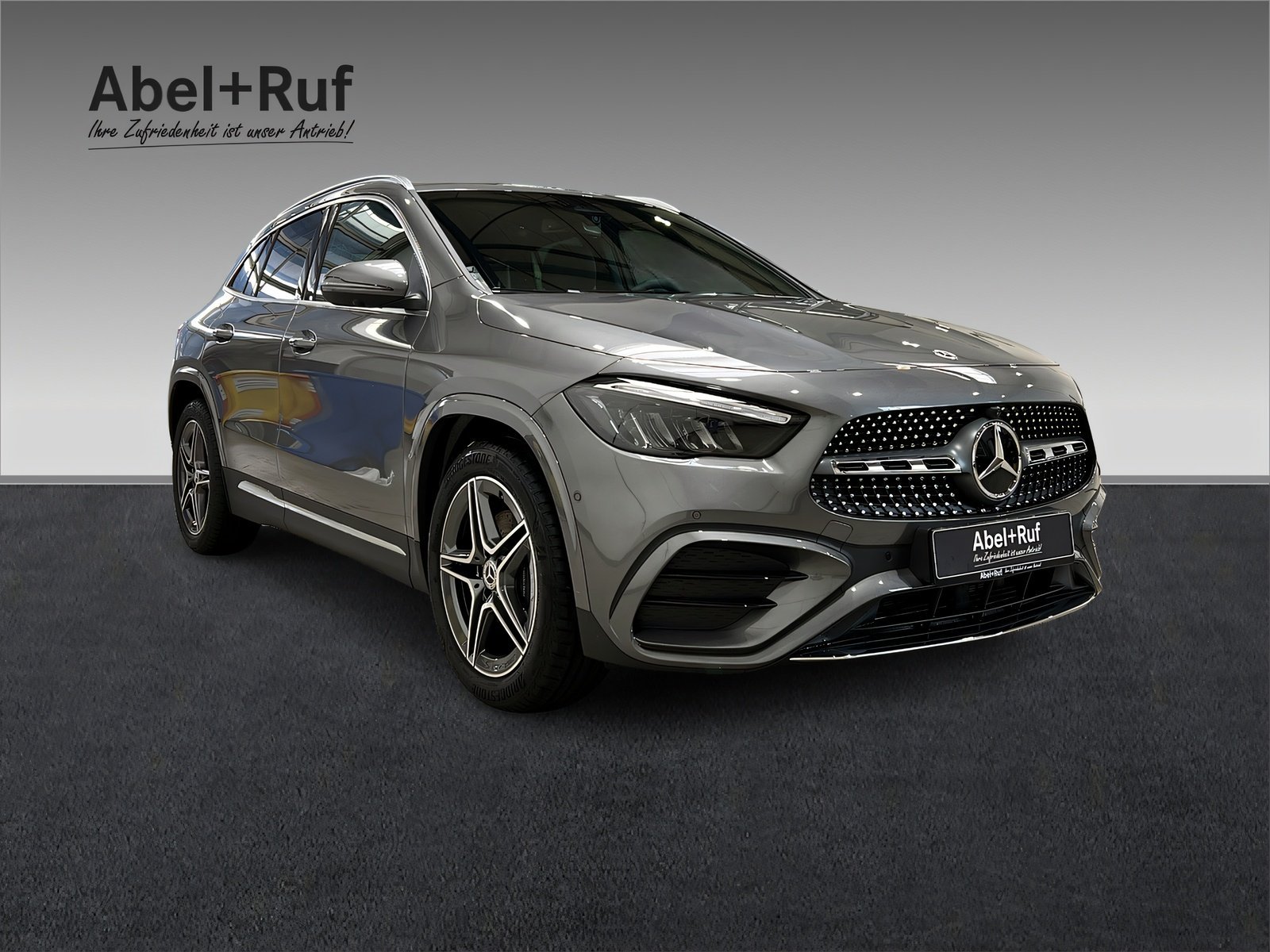 GLA 200 AMG+LED+Ambiente+CarPlay+TotW+AHK+360° Bild 3