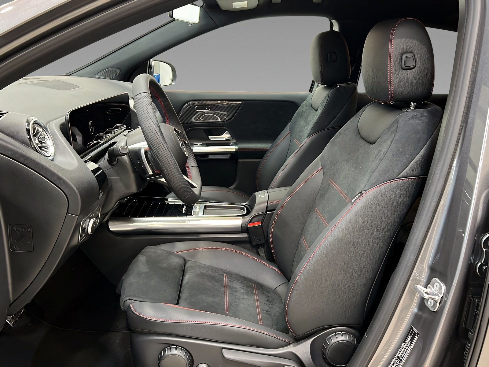 GLA 200 AMG+LED+Ambiente+CarPlay+TotW+AHK+360° Bild 8