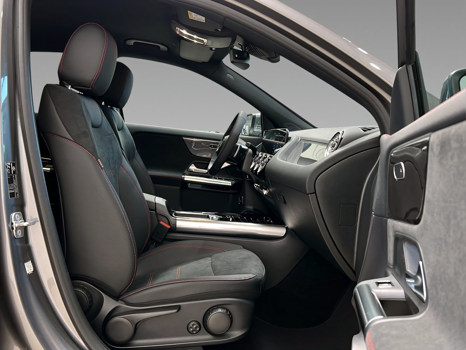 GLA 200 AMG+LED+Ambiente+TotW+AHK+360° Bild 14
