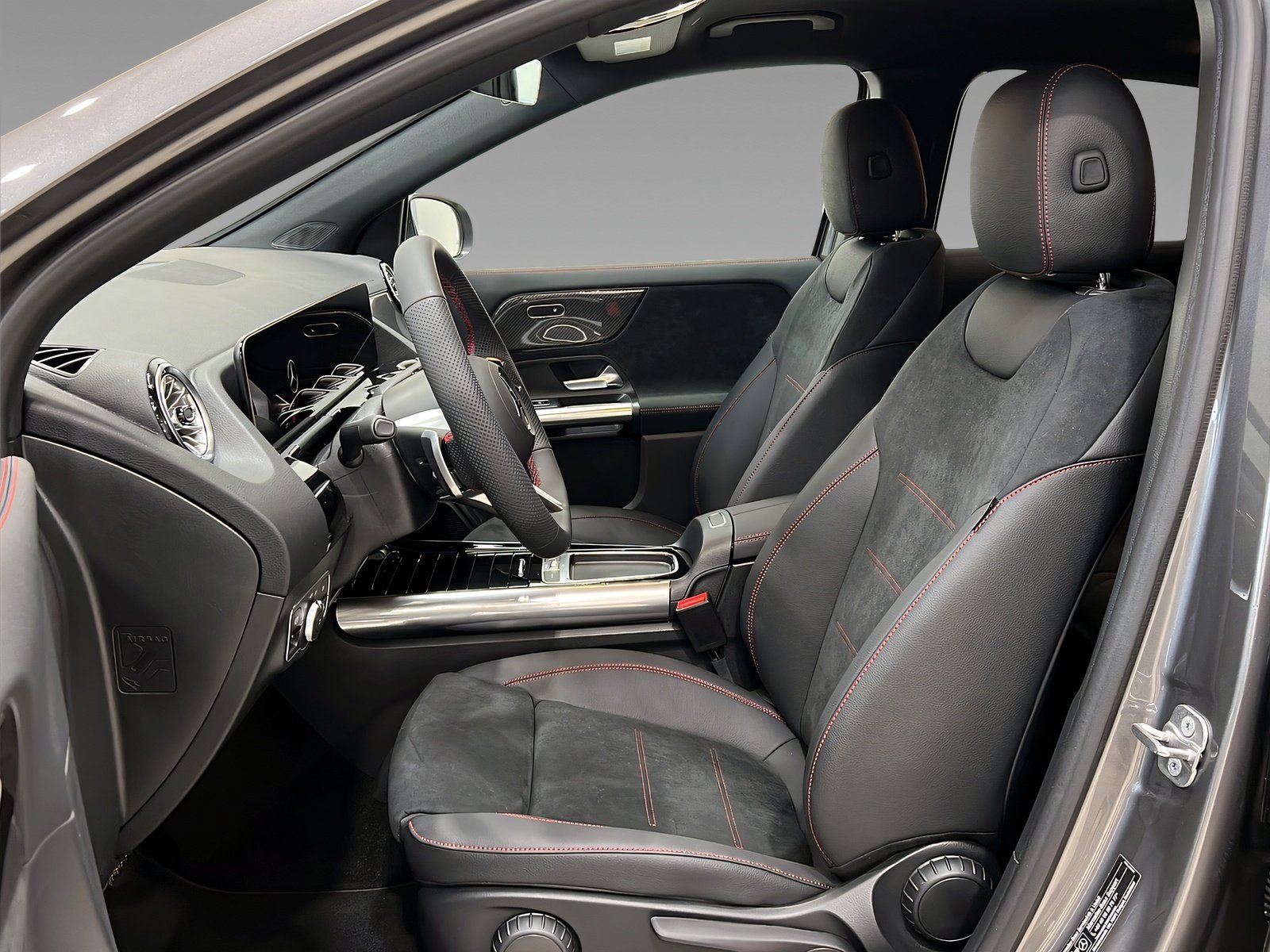 GLA 200 AMG+LED+CarPlay+Ambiente+TotW+AHK+360° Bild 8