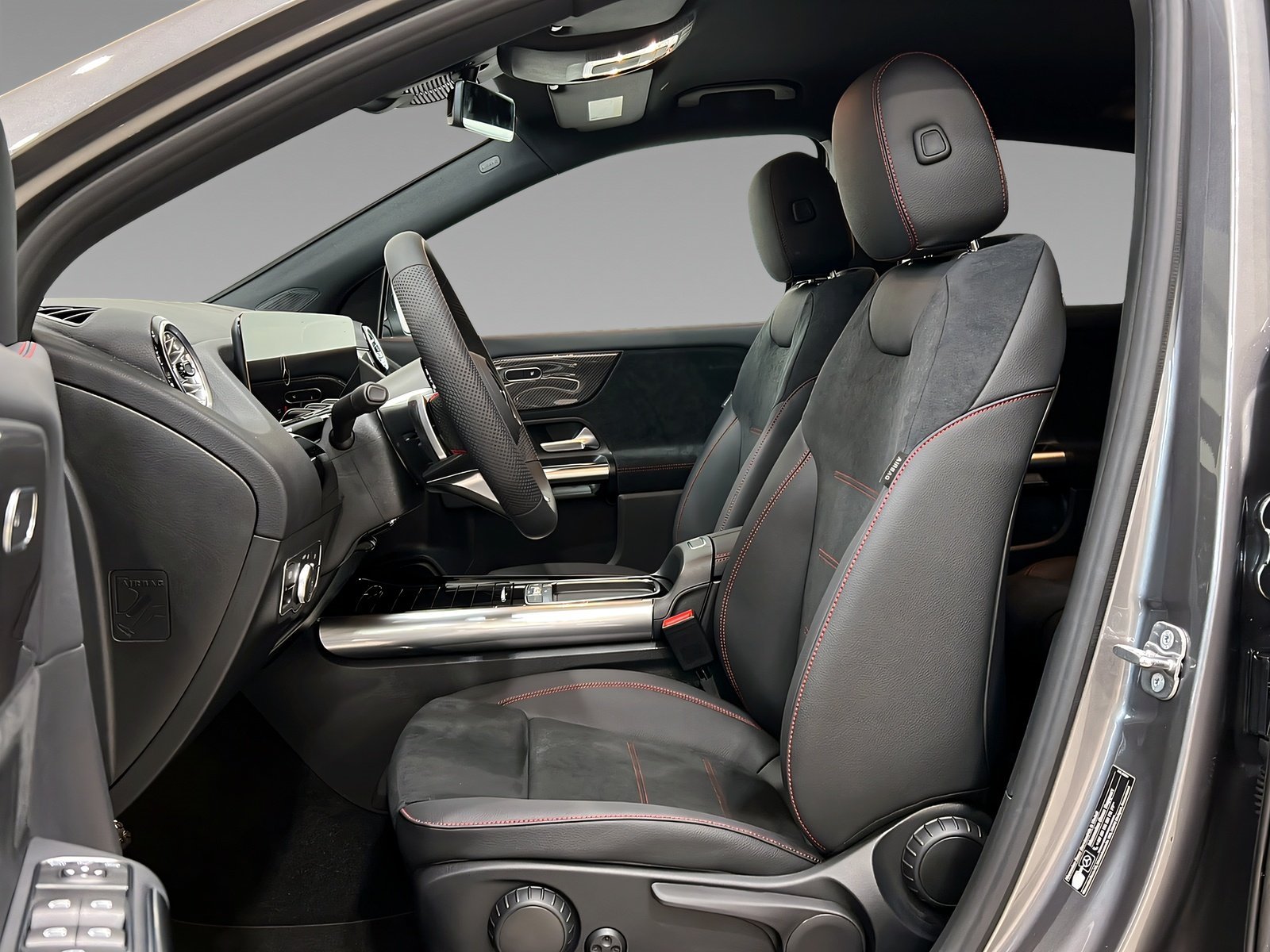 GLA 200 d AMG+LED+CarPlay+Ambiente+TotW+AHK+360° Bild 8