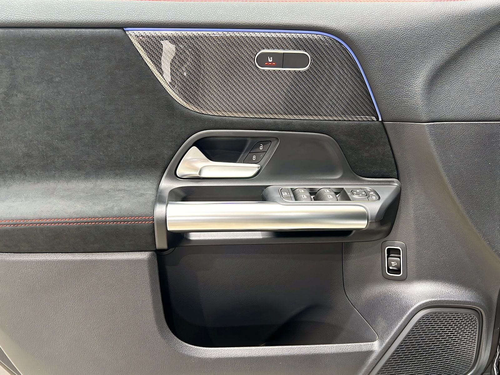 GLA 200 d AMG+LED+CarPlay+Ambiente+TotW+AHK+360° Bild 13