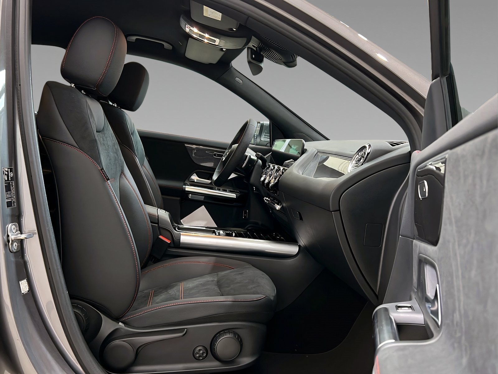 GLA 200 d AMG+LED+CarPlay+Ambiente+TotW+AHK+360° Bild 14